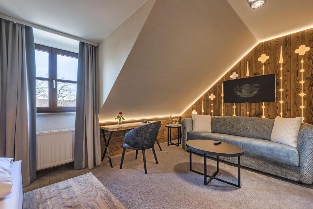 Hotel Schaefflerwirt Aschheim Exteriör bild