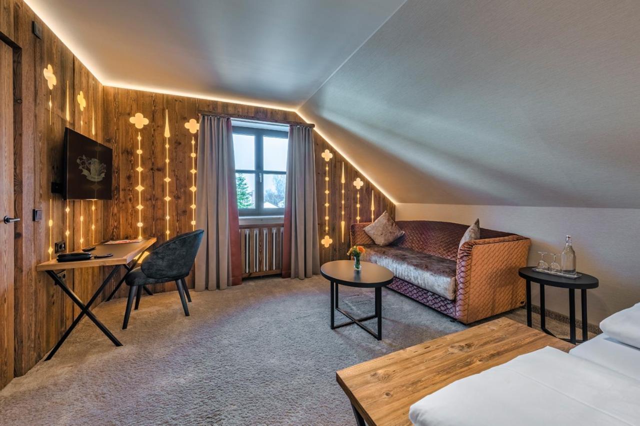 Hotel Schaefflerwirt Aschheim Exteriör bild