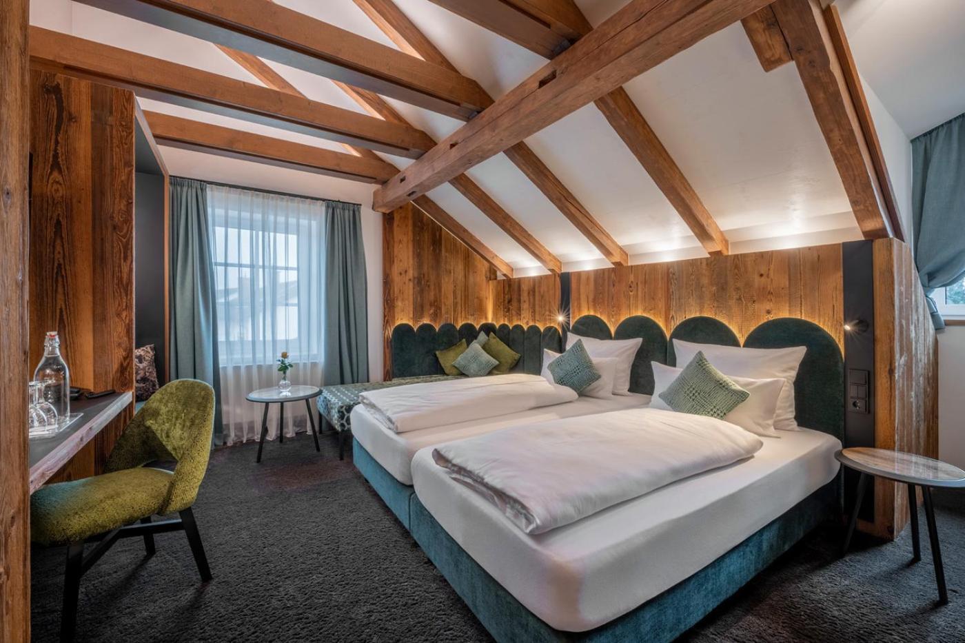 Hotel Schaefflerwirt Aschheim Exteriör bild