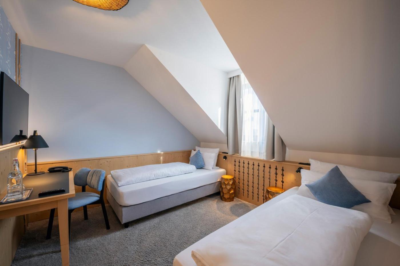 Hotel Schaefflerwirt Aschheim Exteriör bild