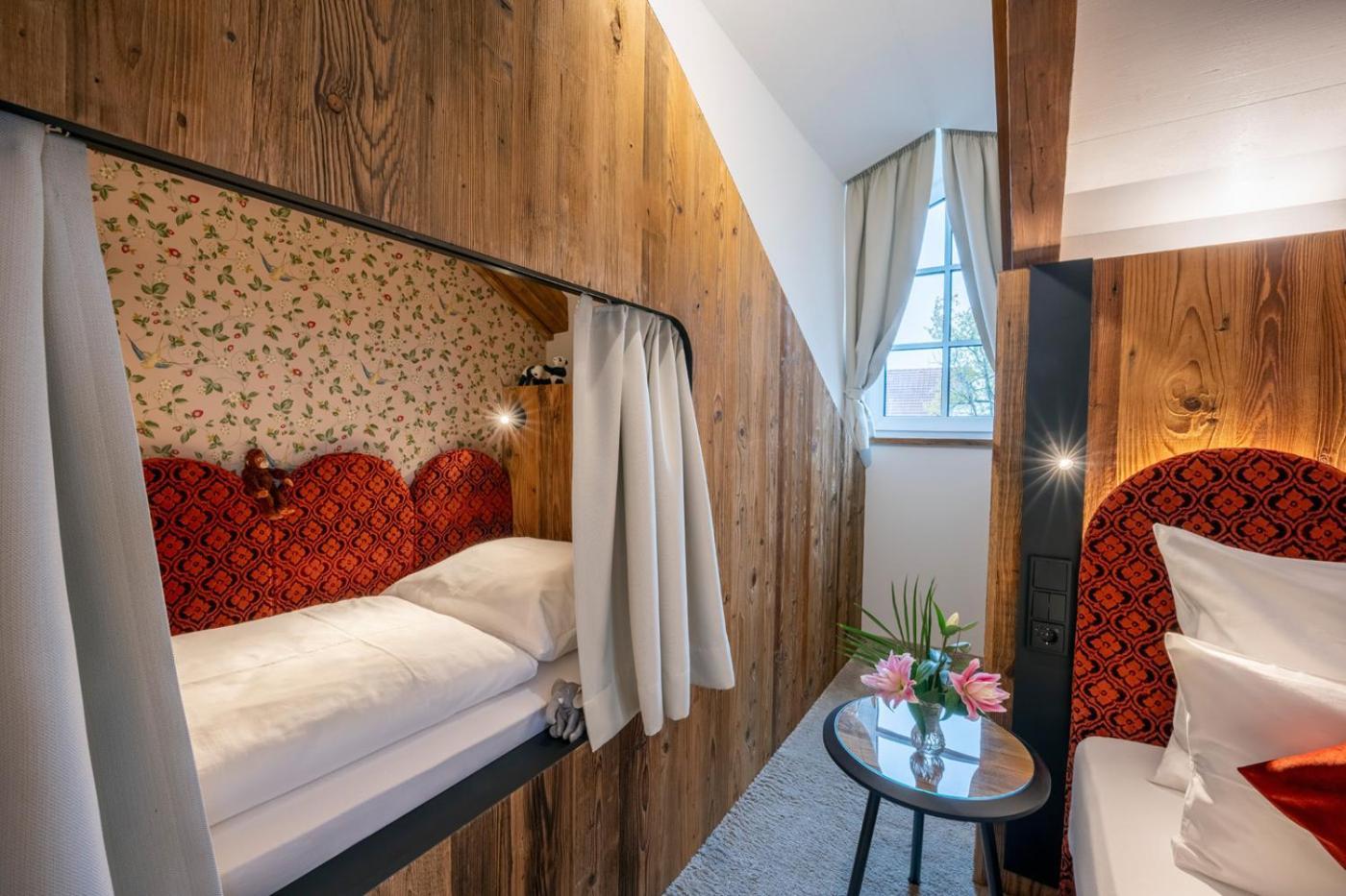 Hotel Schaefflerwirt Aschheim Exteriör bild
